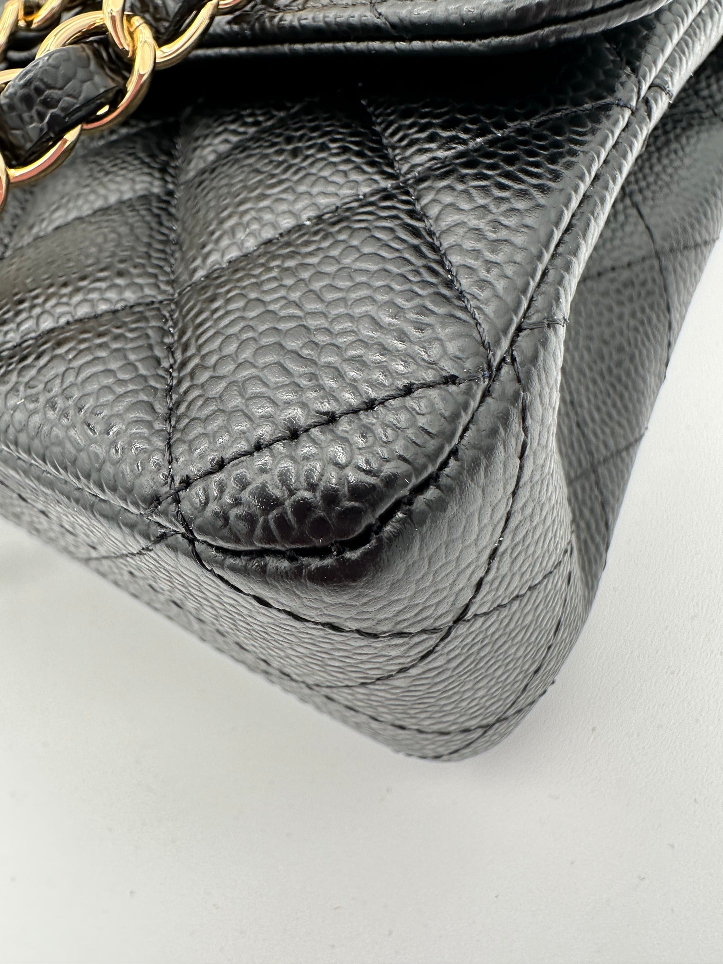 CHANEL Medium Caviar Double Flap GHW