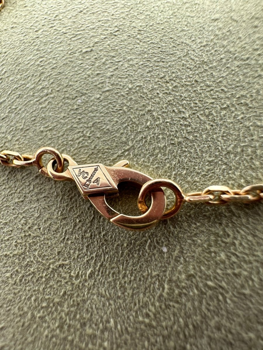 Van Cleef & Arpels Magic MOP Alhambra Pendant - Carly Julia Sells Stuff, LLC