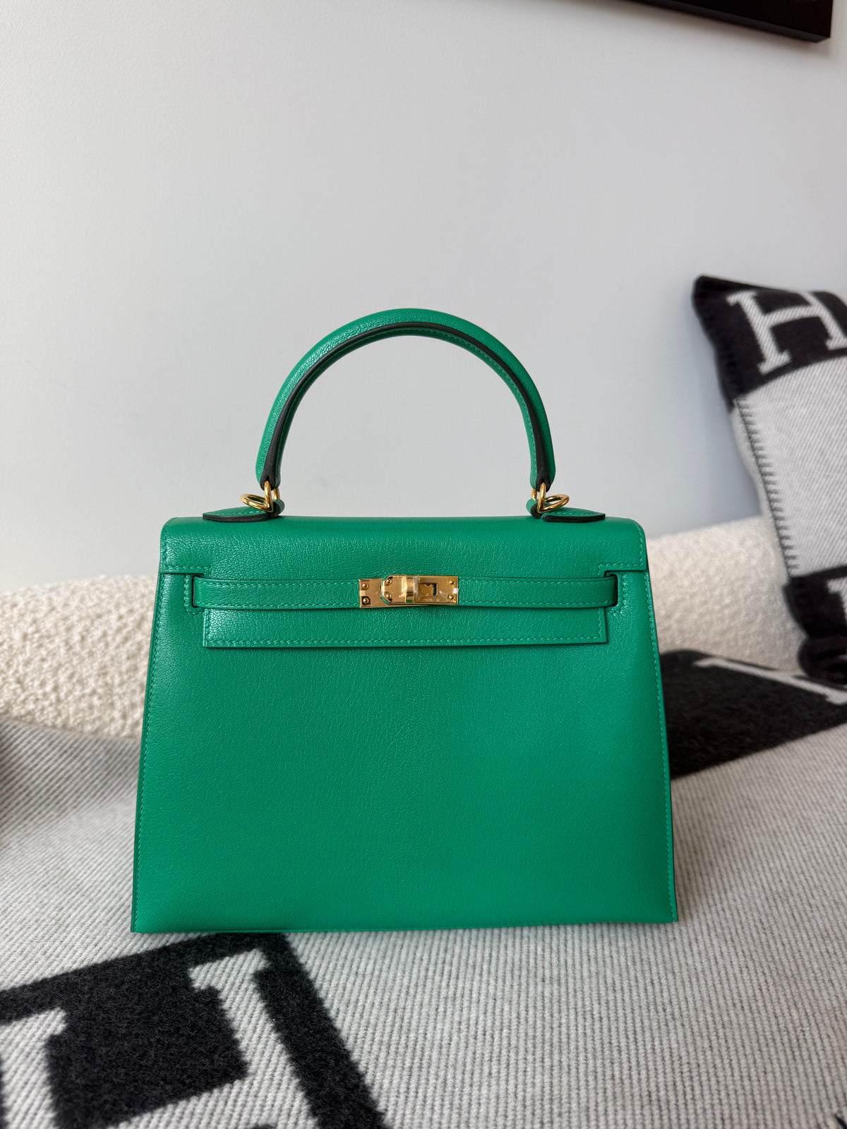 Hermes Chevre Chamkila Kelly Sellier 25 Menthe GHW