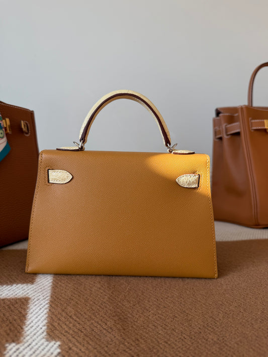 Hermes Mini Kelly 20 Sellier Sesame Madame Touch Vanille Alligator PHW