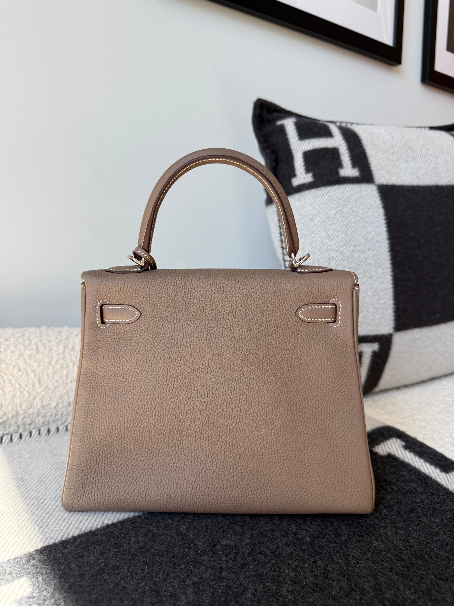 Hermes 2020 Togo Retourne Kelly 25 Etoupe PHW