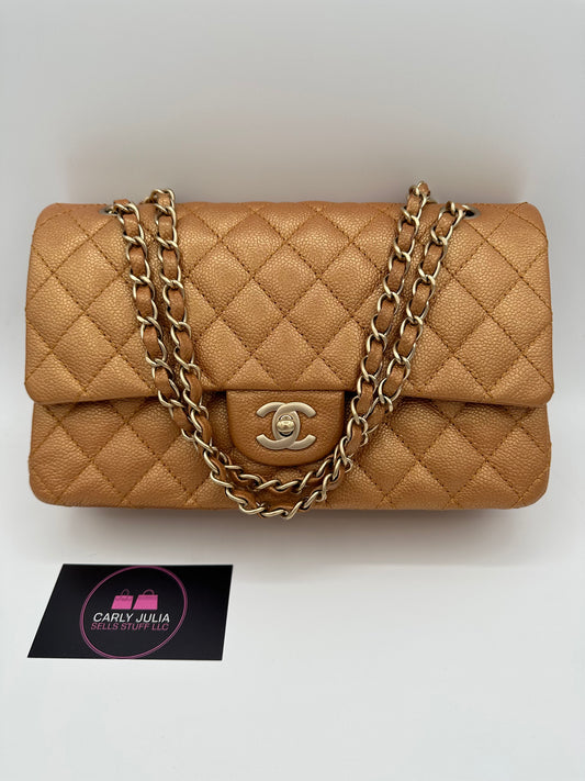 CHANEL Pearly Caramel/Gold Medium Double Flap