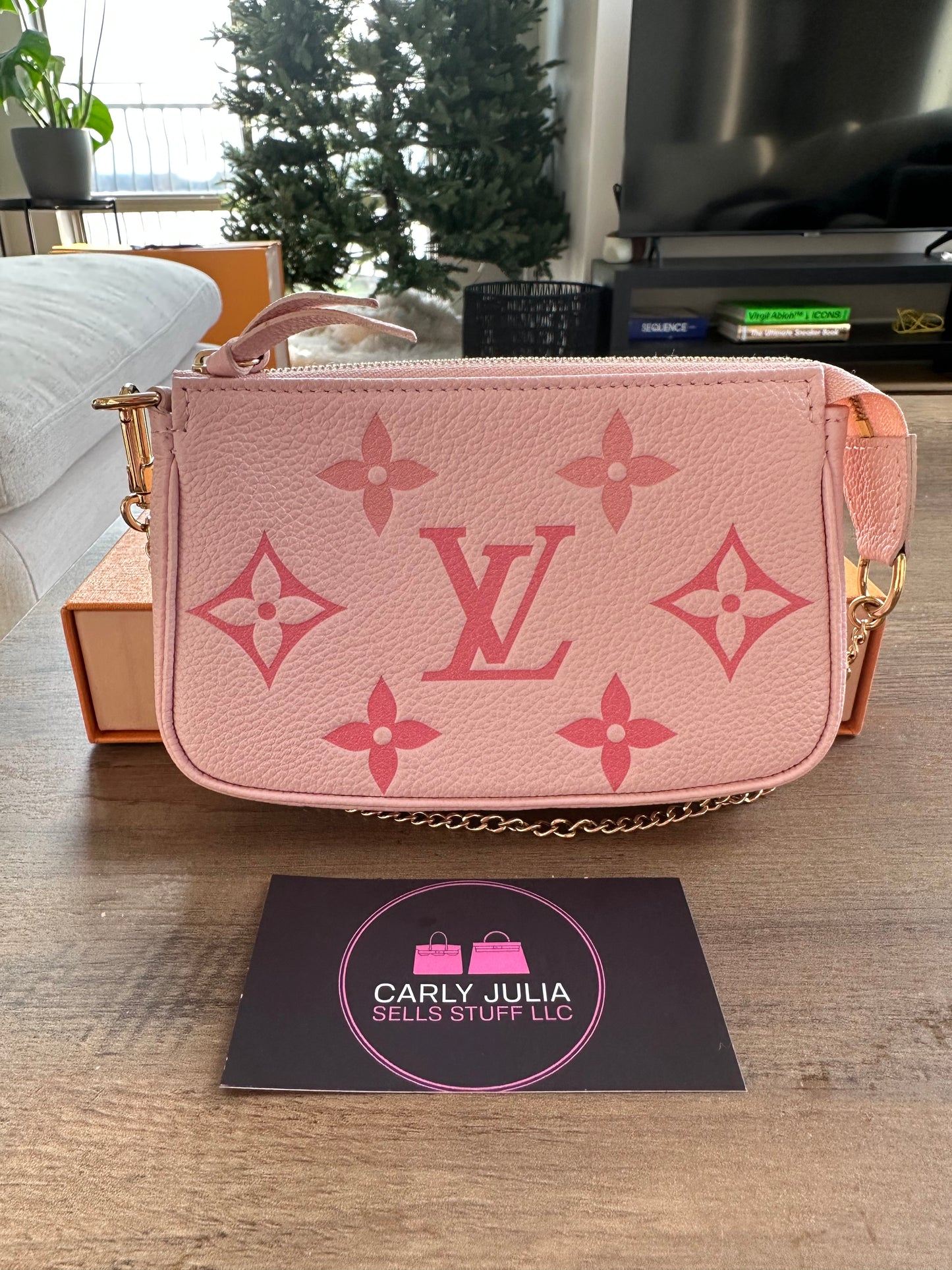 Louis Vuitton Empreinte Monogram Giant By The Pool Mini Pochette