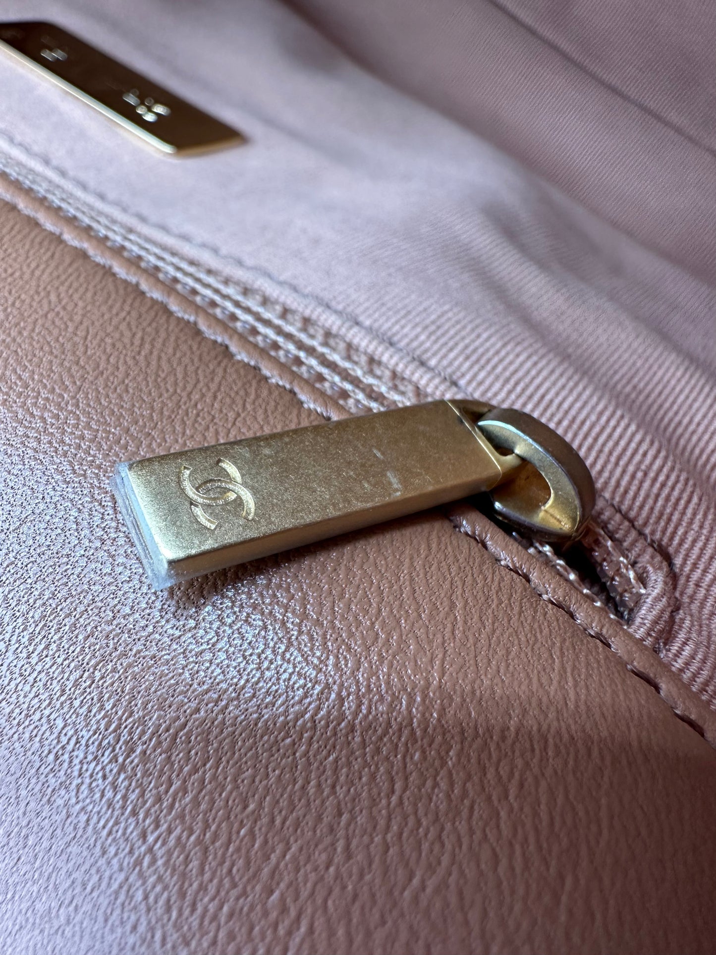 CHANEL 19 Small Carmel Microchip