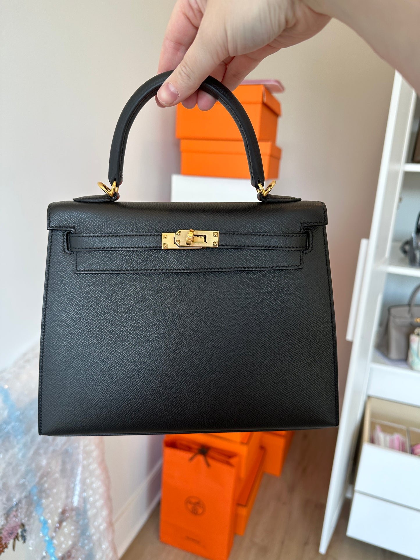 Hermes Kelly 25 Sellier Epsom Noir GHW