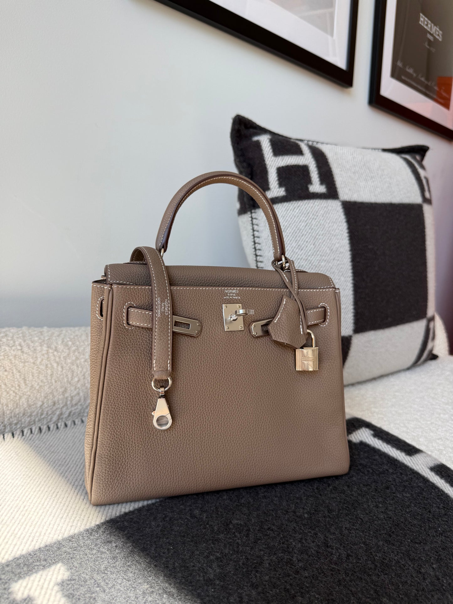 Hermes 2020 Togo Retourne Kelly 25 Etoupe PHW