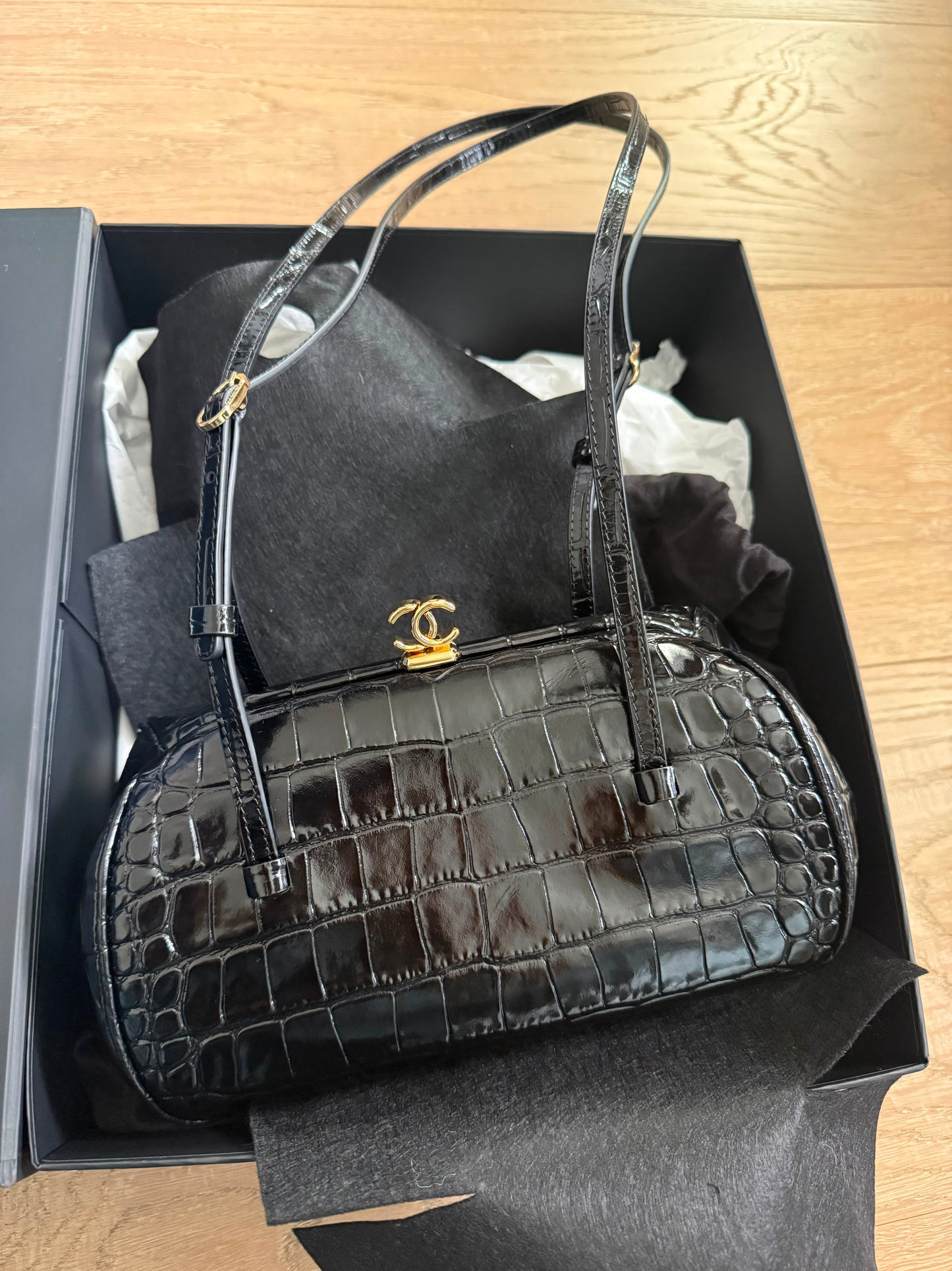 CHANEL Métiers D’Art 2026 Crocodile Embossed Calfskin Clutch with Leather Strap