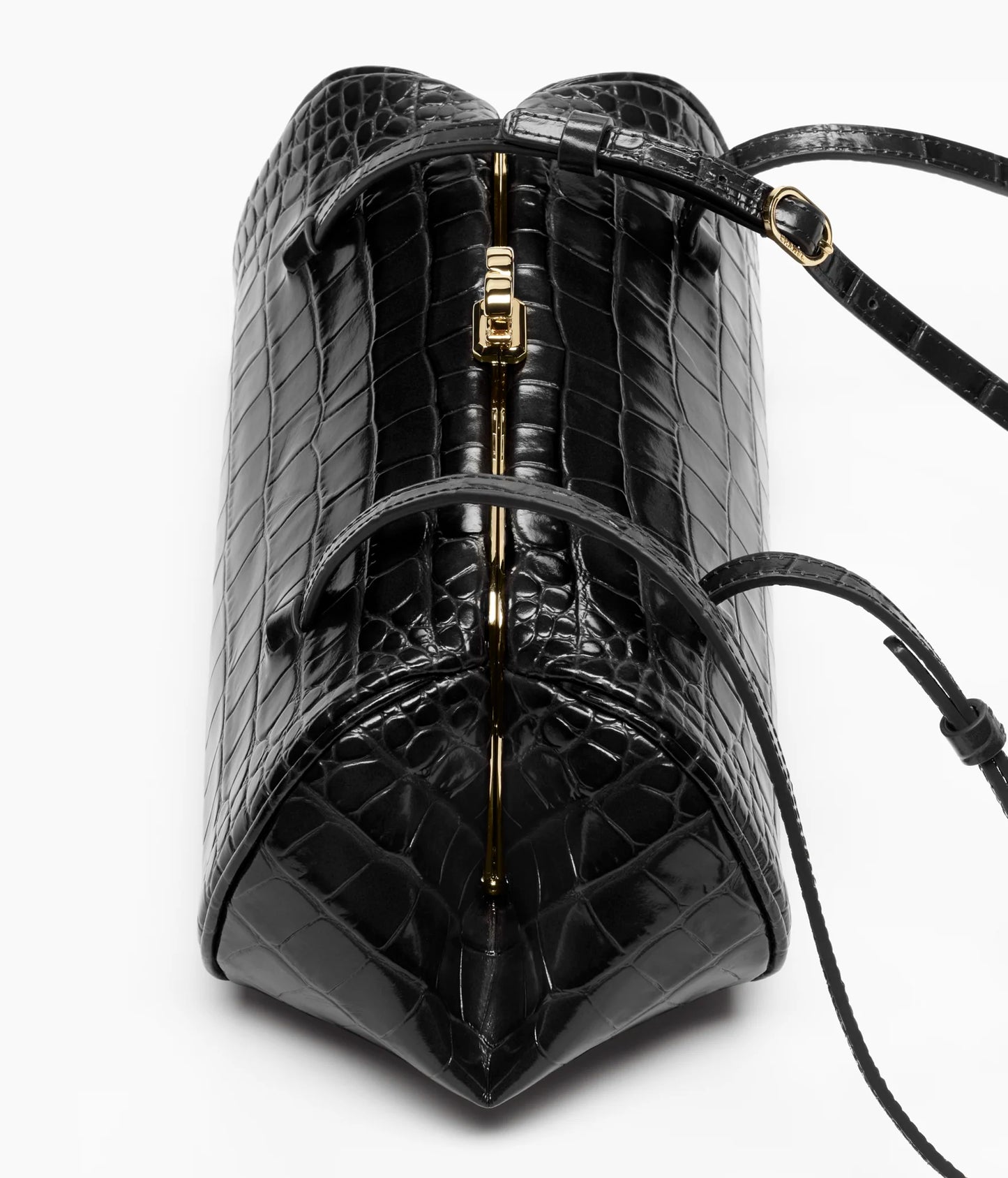 CHANEL Métiers D’Art 2026 Crocodile Embossed Calfskin Clutch with Leather Strap
