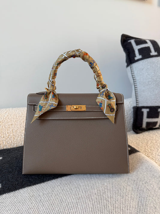 Hermes 2020 Kelly 25 Epsom Sellier Etoupe GHW - Carly Julia Sells Stuff, LLC