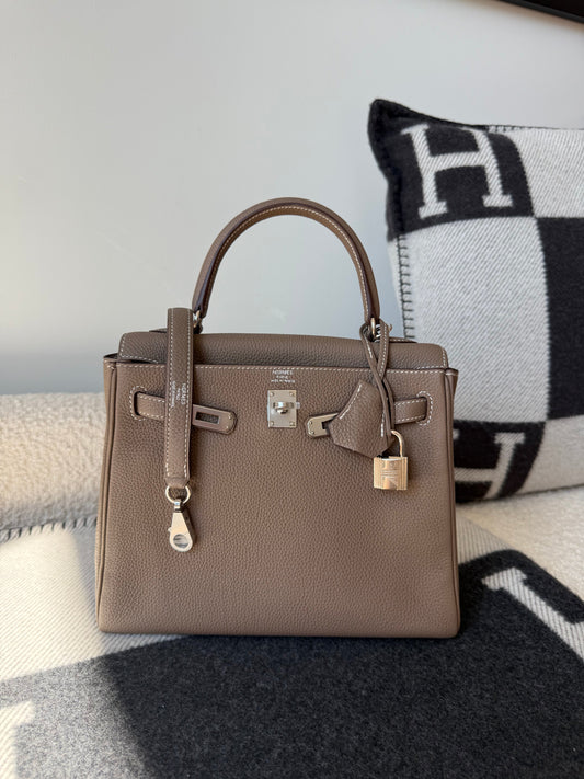 Hermes 2020 Togo Retourne Kelly 25 Etoupe PHW - Carly Julia Sells Stuff, LLC