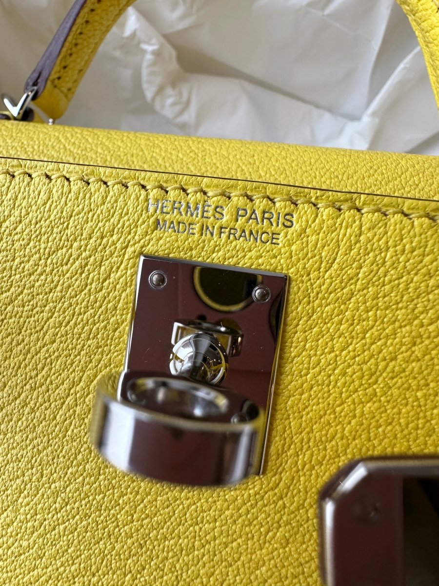 Hermes 2022 Mini Kelly 20 Lime Chèvre PHW - Carly Julia Sells Stuff, LLC