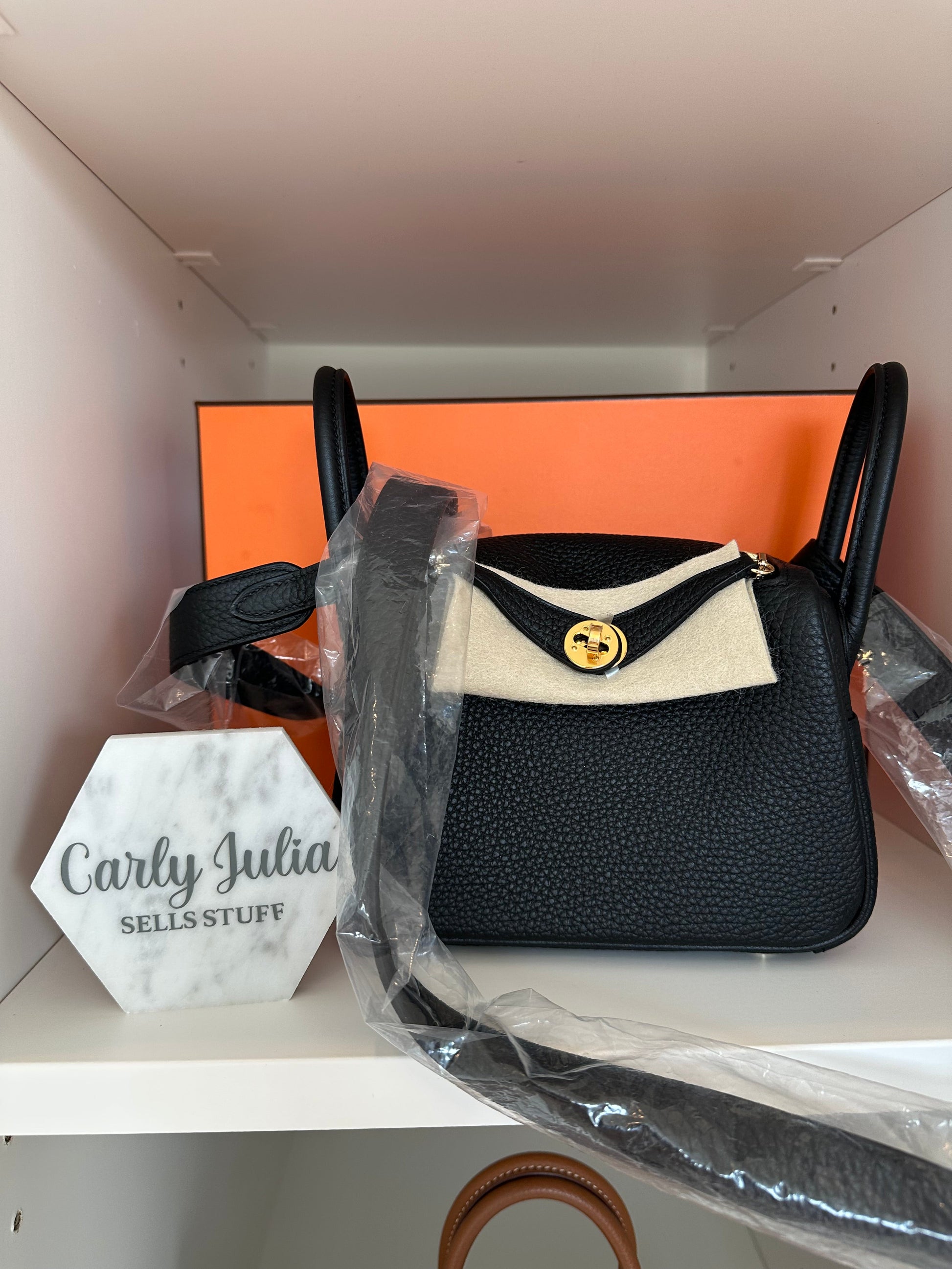 Hermes 2024 Mini Lindy Noir GHW - Carly Julia Sells Stuff, LLC