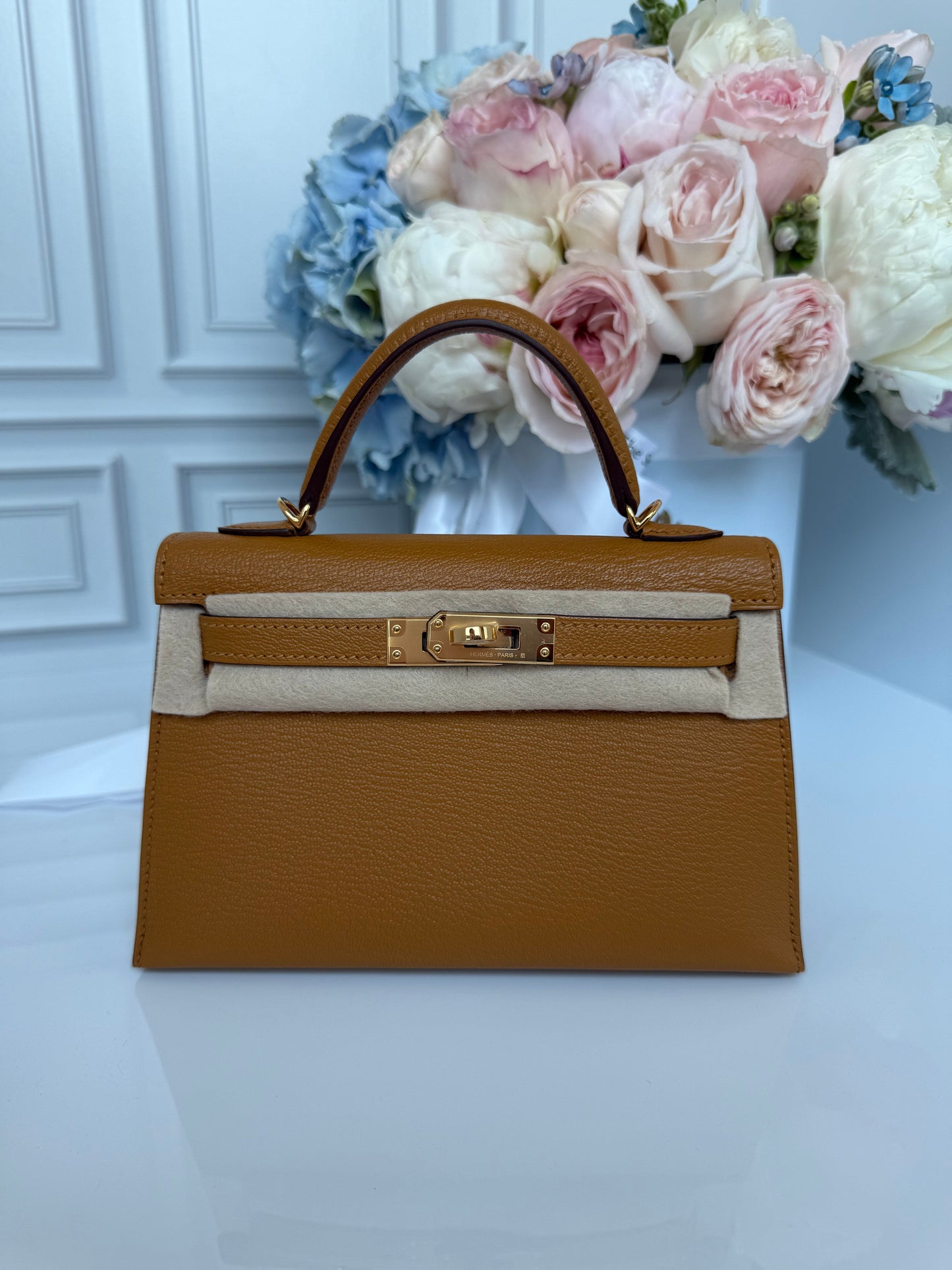 Hermes Chevre Mysore Verso Mini Kelly Sellier 20 Caramel Cacao - Carly Julia Sells Stuff, LLC