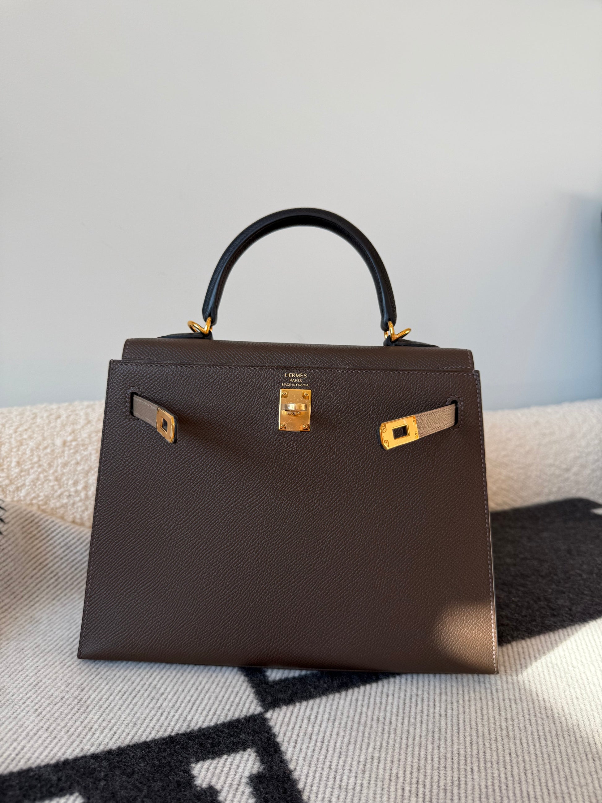 Hermes Kelly 25 Epsom Sellier Tri - color Ecorce, Etoupe and Black GHW - Carly Julia Sells Stuff, LLC