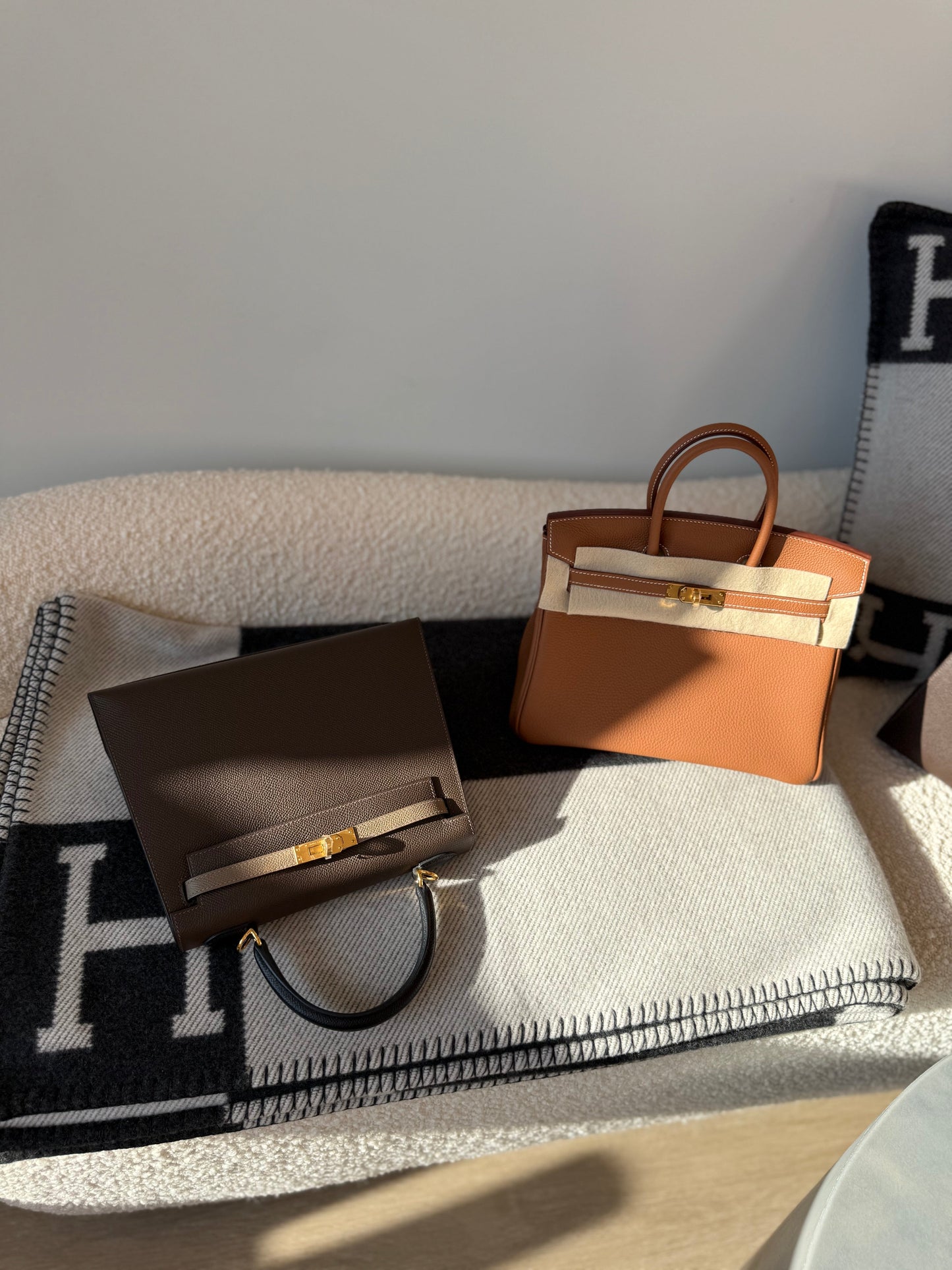 Hermes Kelly 25 Epsom Sellier Tri - color Ecorce, Etoupe and Black GHW - Carly Julia Sells Stuff, LLC