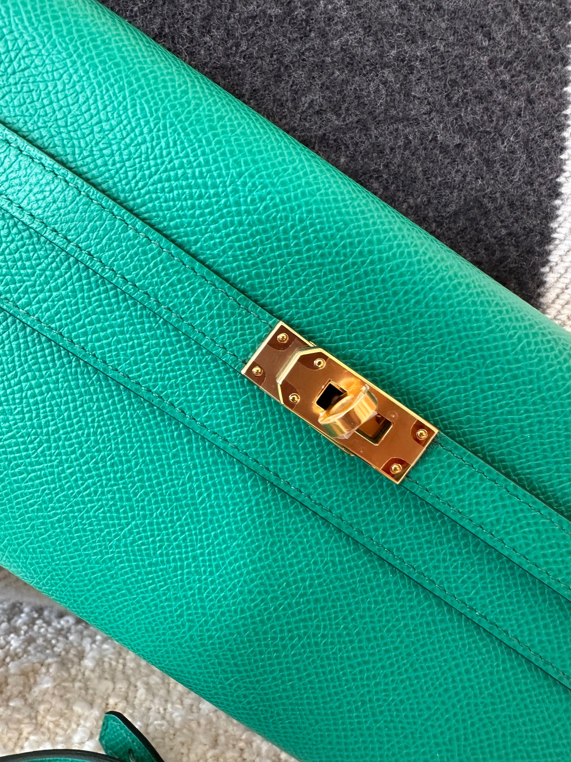 Hermes Kelly To Go Crossbody Wallet Epsom Vert Jade Gold Hardware GHW - Carly Julia Sells Stuff, LLC