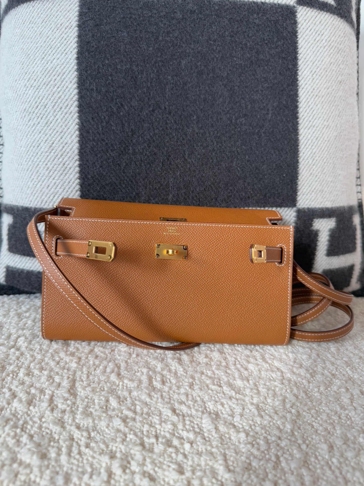 Hermès Kelly Wallet ‘To Go’ Gold Epsom GHW - Carly Julia Sells Stuff, LLC