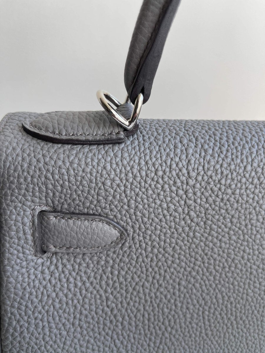 Hermes Kelly 28 2021 Gris Etain PHW - Carly Julia Sells Stuff, LLC