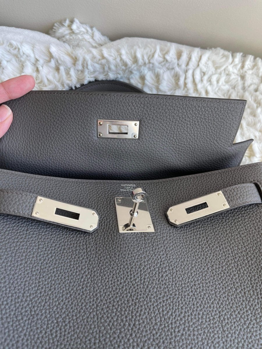 Hermes Kelly 28 2021 Gris Etain PHW - Carly Julia Sells Stuff, LLC