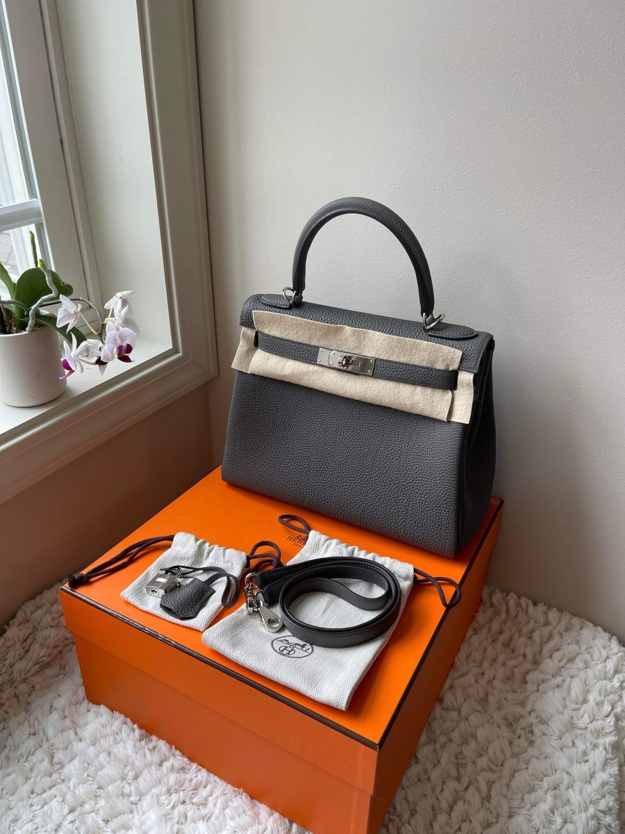 Hermes Kelly 28 2021 Gris Etain PHW - Carly Julia Sells Stuff, LLC