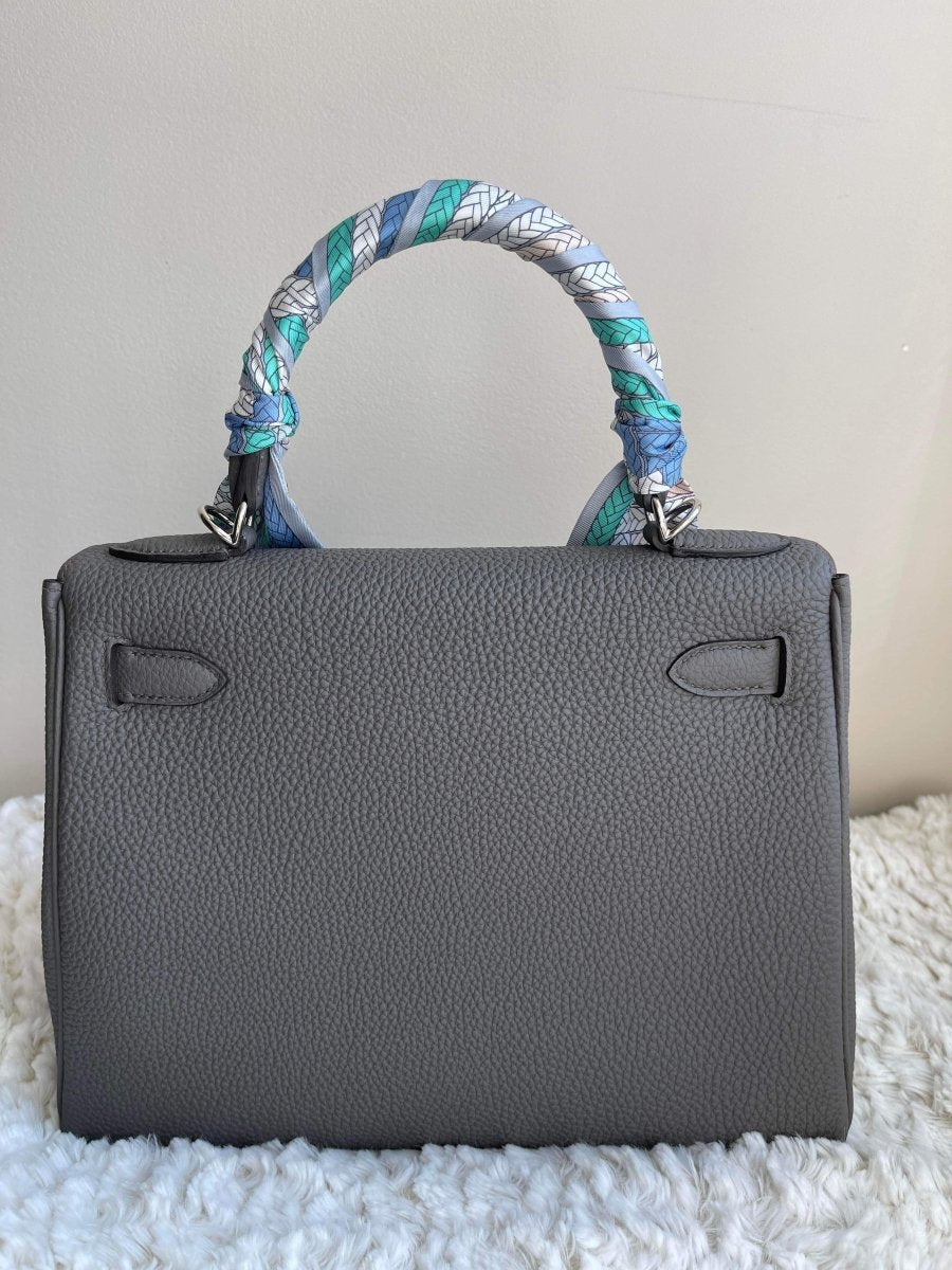 Hermes Kelly 28 2021 Gris Etain PHW - Carly Julia Sells Stuff, LLC