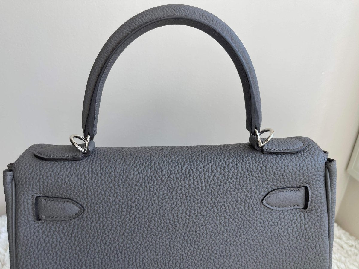 Hermes Kelly 28 2021 Gris Etain PHW - Carly Julia Sells Stuff, LLC