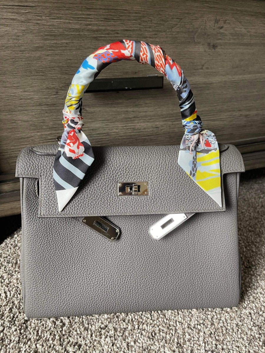 Hermes Kelly 28 2021 Gris Etain PHW - Carly Julia Sells Stuff, LLC