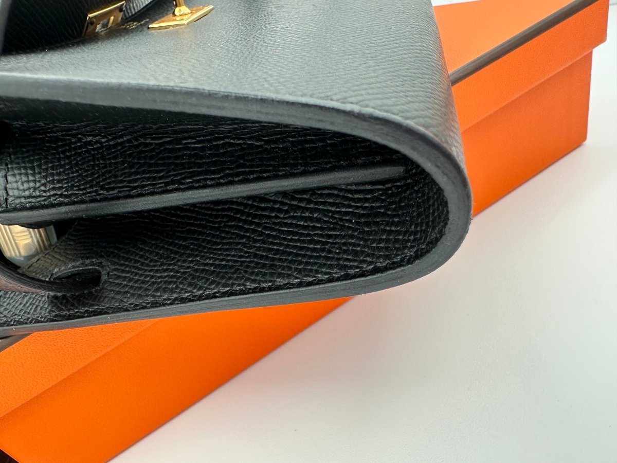 Porte-clés YSL en cuir en noir – Saint Laurent Porte-clés YSL en cuir en noir – Saint Laurent