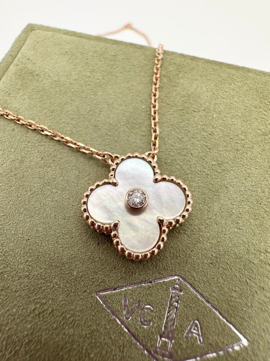 Holiday Pendant Van Cleef And Arpels Pendant Necklace Van Cleef