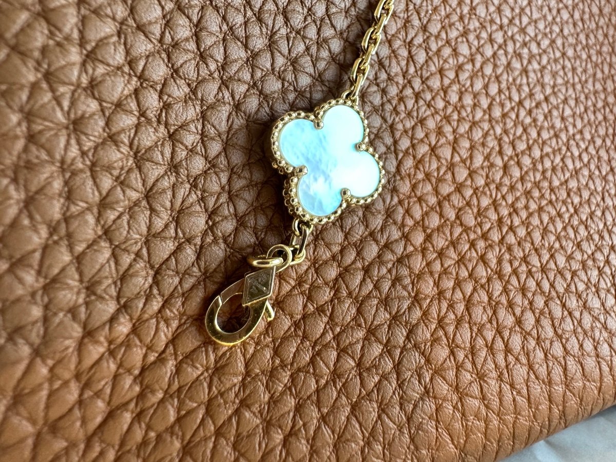 Van Cleef & Arpels Mother of Pearl Yellow Gold 5 Motif - Carly Julia Sells Stuff, LLC